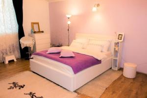 Apartments with WiFi Zagreb - 15121