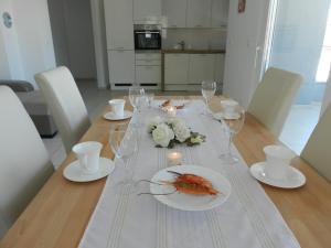 Apartments with parking space Baska Voda, Makarska - 15214