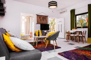 Apartments by the sea Trogir - 15237