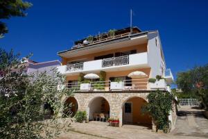 Studio Stari Grad 15241c - 3hvězdičkové hotely ve městě Stari Grad