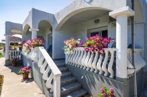 Apartment Zaton 15000d 