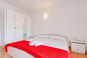 Apartments by the sea Kneza, Korcula - 10168