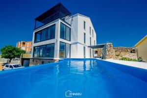 Seaside apartments with a swimming pool Vidalici, Pag - 11930 