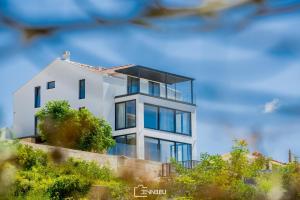 Seaside apartments with a swimming pool Vidalici, Pag - 11930 