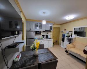 ENTIRE 2BR CONDO UNIT@8 SPATIAL CONDOMINIUM