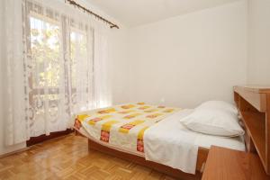 Apartments by the sea Zavalatica, Korcula - 9315