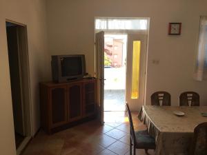 Apartments by the sea Stara Novalja, Pag - 9368