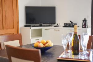 Apartments by the sea Marusici, Omis - 10012