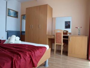 Apartments with parking space Orebic, Peljesac - 10088