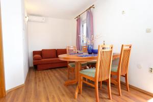 Apartments by the sea Zuronja, Peljesac - 10123