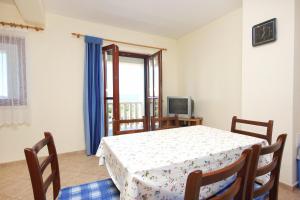 Apartments with parking space Orebic, Peljesac - 10157