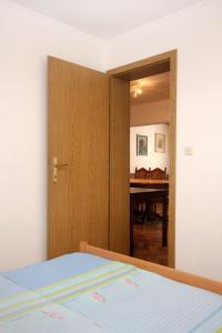 Apartments with swimming pool Orebic, Peljesac - 10166