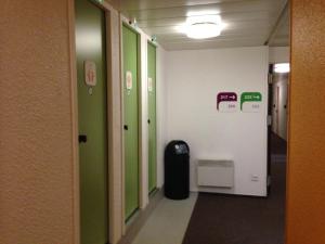 Hotels hotelF1 Saint Etienne Est La Grand Croix : photos des chambres
