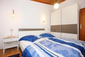 Apartments and rooms by the sea Loviste, Peljesac - 10181