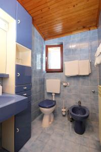 Apartments and rooms by the sea Loviste, Peljesac - 10181