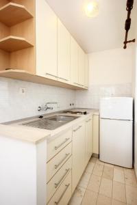 Apartments by the sea Viganj, Peljesac - 10187