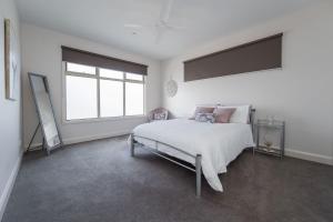 Freda Beach Haven