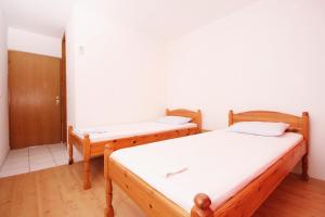 Apartments and rooms with parking space Orebic, Peljesac - 10191