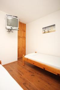 Apartments and rooms with parking space Orebic, Peljesac - 10192