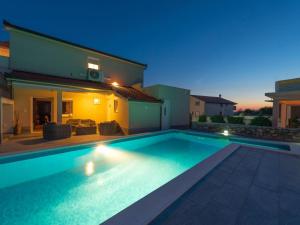 Villa in Ugljane with private pool