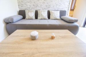 Apartments with a swimming pool Gustirna, Trogir - 11703