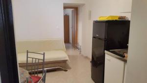 Apartments by the sea Poljica, Trogir - 11765