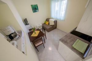 Apartments by the sea Supetarska Draga - Donja, Rab - 11769