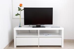 Seaside apartments with a swimming pool Zecevo Rtic, Rogoznica - 11869