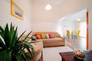 Family-friendly apartments with swimming pool Ljubac, Zadar - 11922