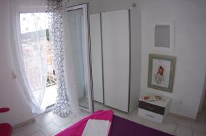 Apartments with parking space Makarska - 12063