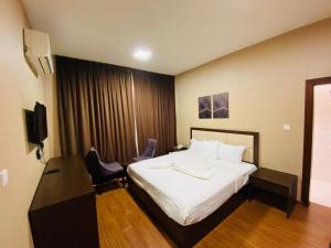Alpha Suites Hotel