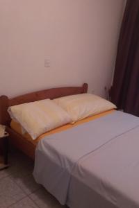 Apartments with parking space Povljana, Pag - 12169