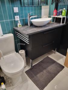 B&B / Chambres d'hotes LES CANAILLOUS 4 clos la fossette Asnelles : photos des chambres