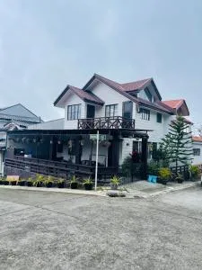 D’Waldz Villa Tagaytay - Tabla