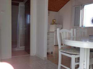 Apartments with a parking space Brsec, Opatija - 12524