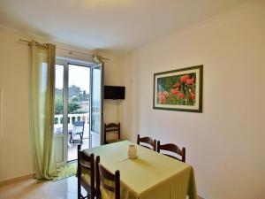 Apartments and rooms by the sea Rab - 12616