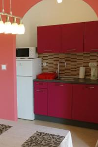 Family-friendly apartments with swimming pool Vinisce, Trogir - 12676