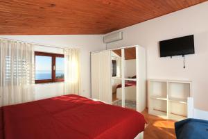 Apartments by the sea Stanici, Omis - 12723