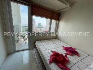 Staycation at Green Residences