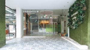 UrbanView at Lacson Street Bacolod City by RedDoorz