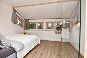 Oak apartment
