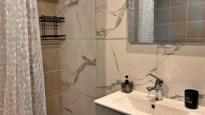 Vrachokipos Guesthouse
