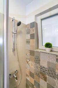 Apartments by the sea Mandre, Pag - 13015