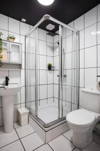 Malone Crescent Apartment - 2BR, 2B in City Centre