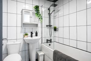 Malone Crescent Apartment - 2BR, 2B in City Centre