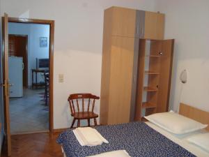 Apartments by the sea Brela, Makarska - 13052