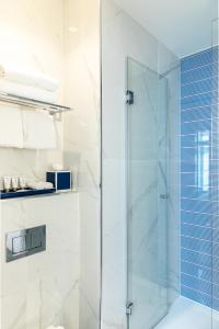 Hotels Hotel Dress Code : photos des chambres