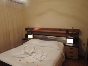 Apartments by the sea Brna, Korcula - 13492