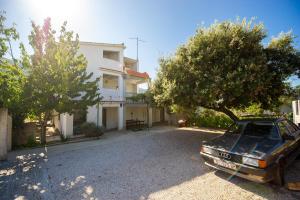 Apartments by the sea Grebastica, Sibenik - 14317