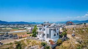 Sessiz,Sakin, huzurlu jakuzi ve saunalı deniz,doğa manzaralı müstakil villa